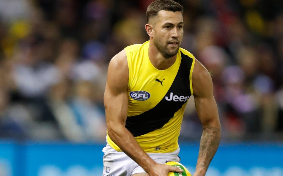 Graham roars into the record books