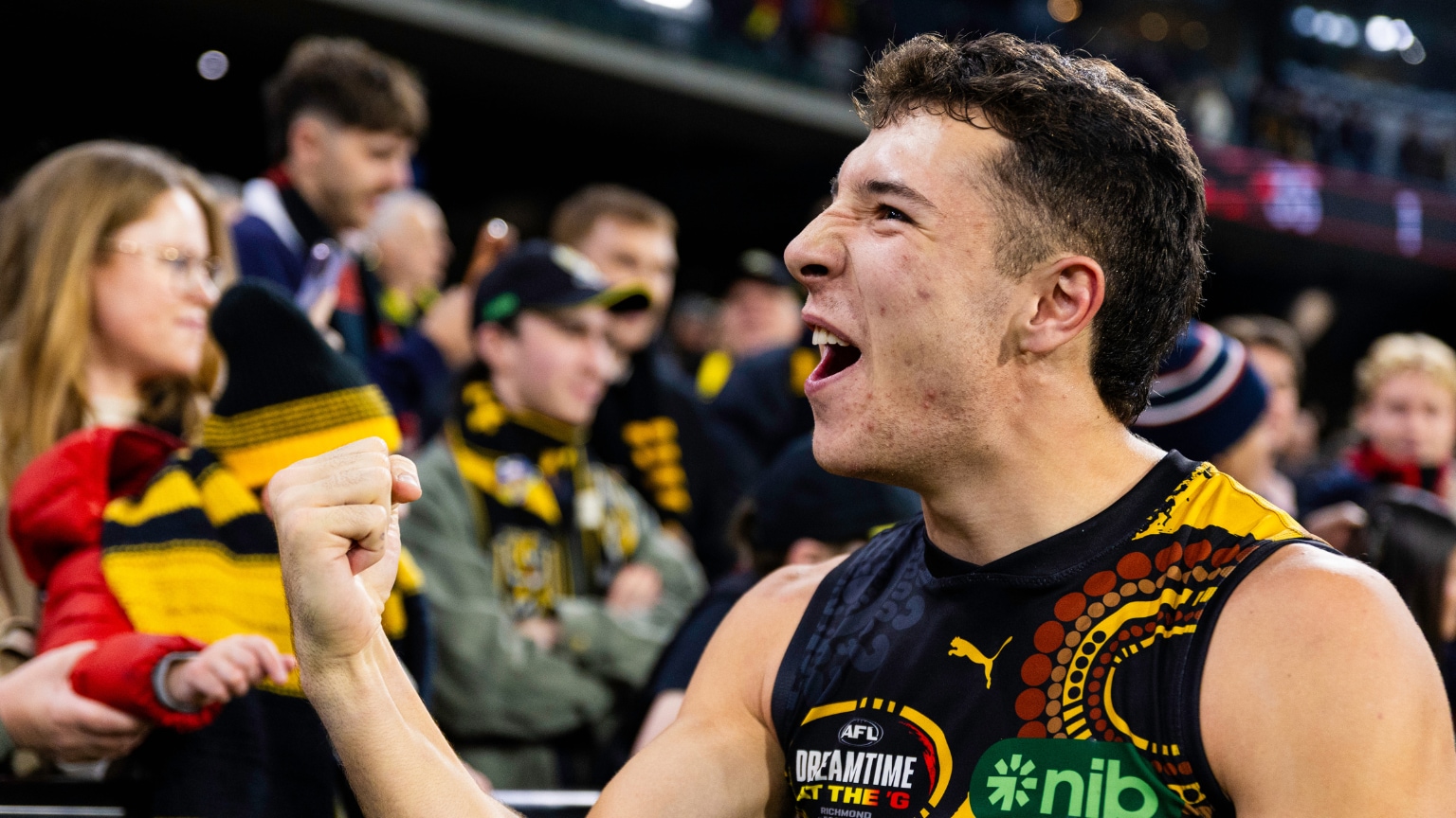 Patrick Retschko Afl Retschko shows shades of Short