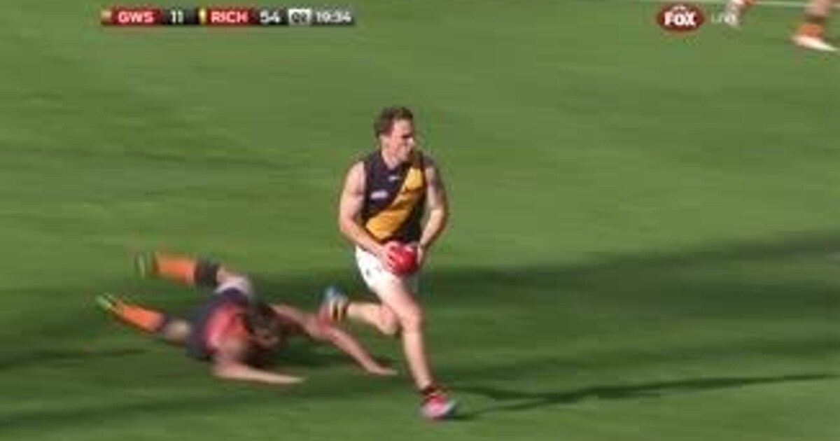 Round 10: Foley goals on the run