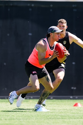 Tim Taranto - AFL Training November 24-3