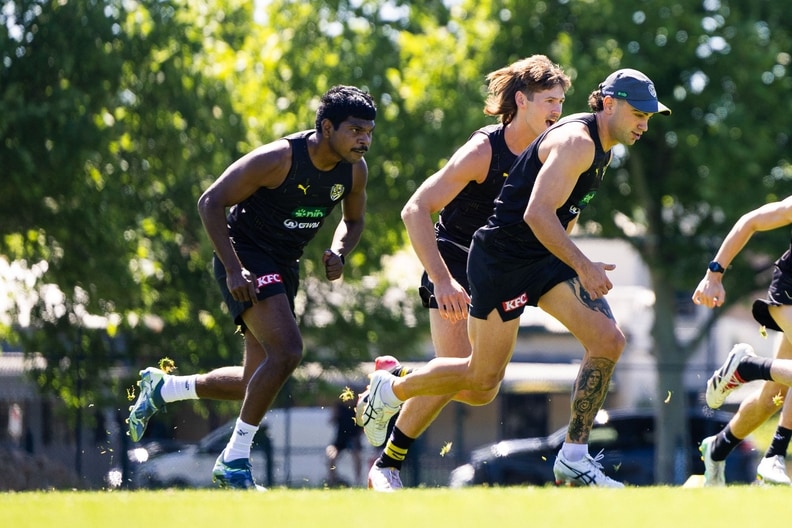Liam Fawcett, Maurice Rioli, Tim Taranto - AFL Training November 24