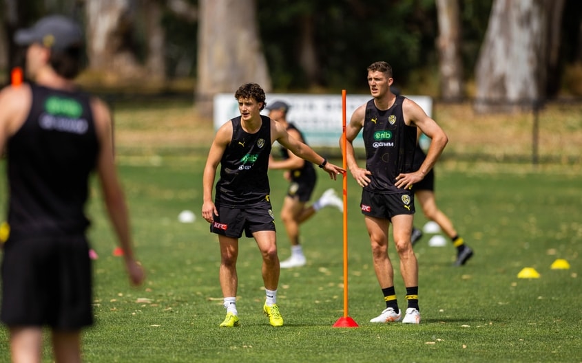 Ben Miller, Noah Roberts-Thomson - AFL Training November 28