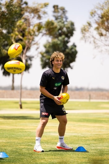 Zane Peucker - AFL Touch Session November 26