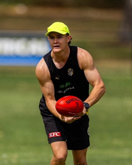 Sam Cumming - AFL Training November 28-2