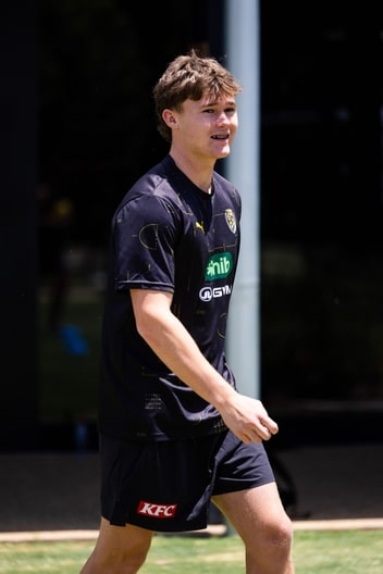 Sam Cumming - AFL Touch Session November 26-2