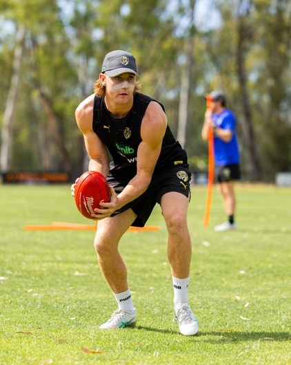 Kaleb Smith - AFL Training November 28