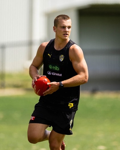 Sam Lalor - AFL Training November 28-8