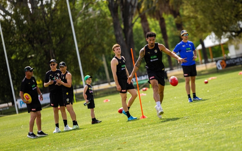 Mykelti Lefau - AFL Training November 28-2