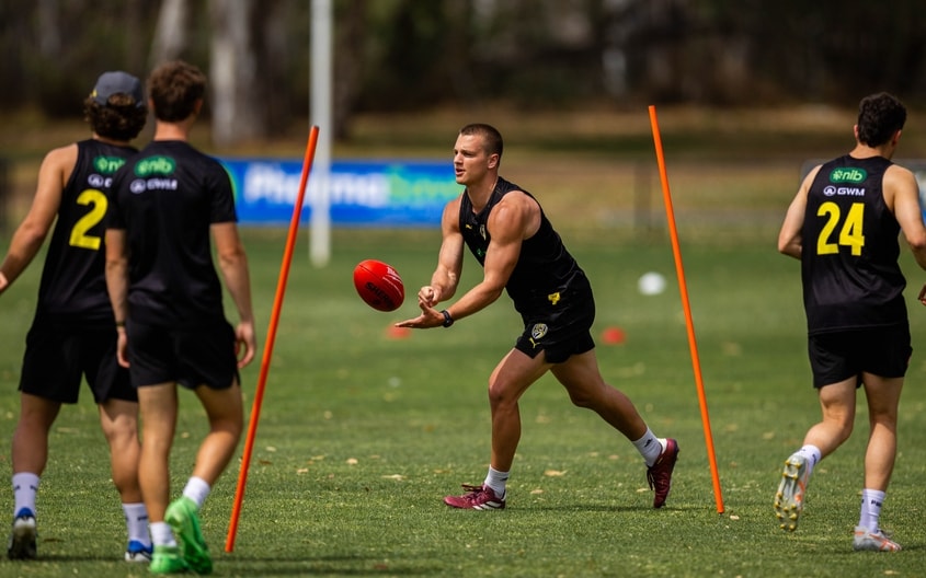 Sam Lalor - AFL Training November 28-4
