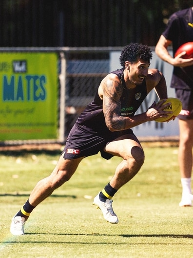 Mykelti Lefau - AFL Training November 26