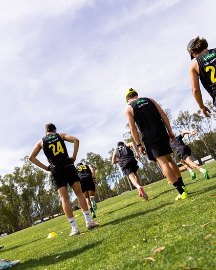 Team - AFL Training November 28-3