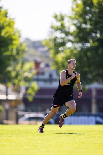 Sam Lalor - AFL Training December 17-2