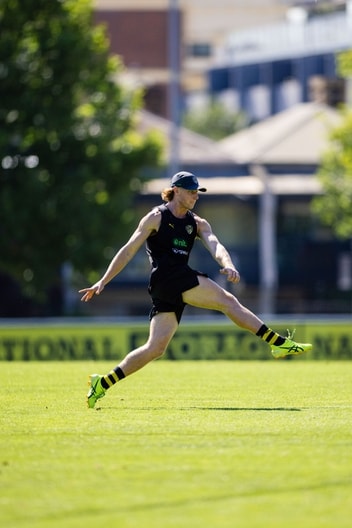 Kaleb Smith - AFL Training December 17