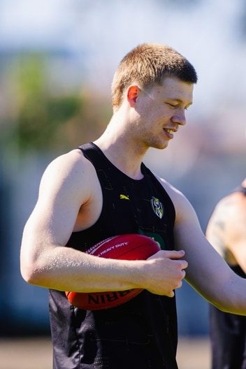 Thomas Sims - AFL Training December 17