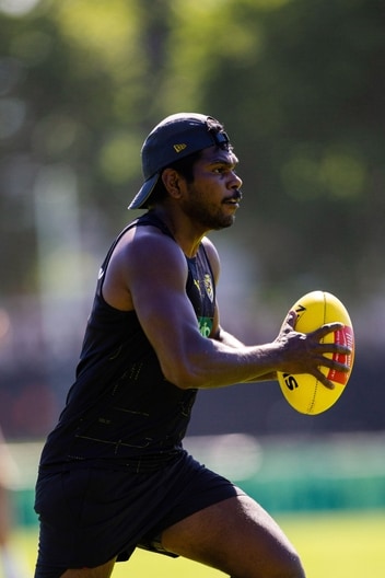 Maurice Rioli - AFL Training December 17-2