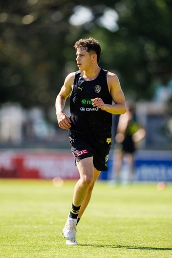 Sam Grlj - AFL Training December 17-2