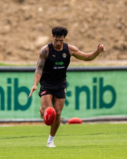 Mykelti Lefau - AFL Training, January 8-2