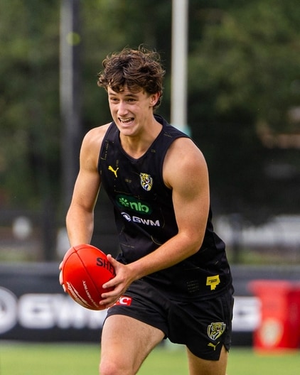 Noah Roberts-Thomson - AFL Training, January 8