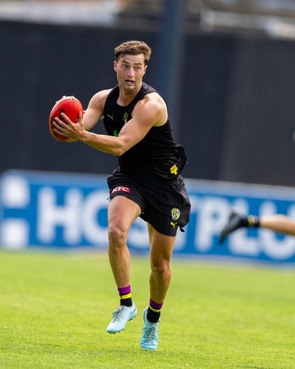 Tyler Sonsie - AFL Training, January 8-3