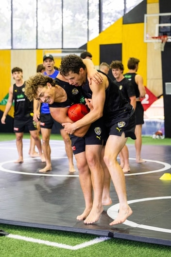 Sam Grlj, Zane Peucker - AFL Tackling Practice, January 19-2