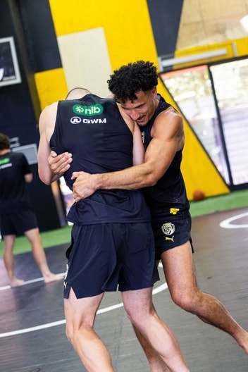 Mykelti Lefau - AFL Tackling Practice, January 19