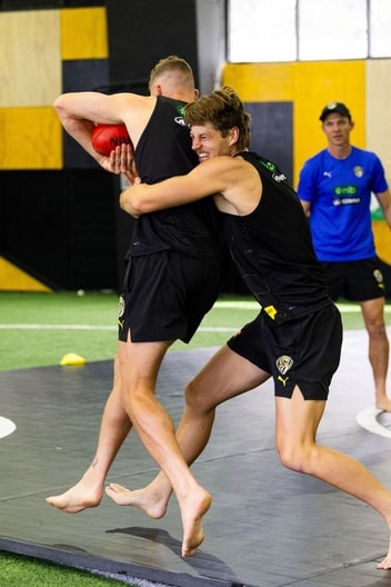 Liam Fawcett - AFL Tackling Practice, January 19-3