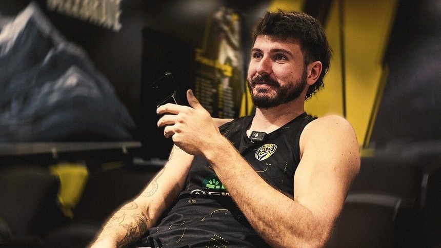 Oliver Hayes-Brown Tells Family of AFL Debut