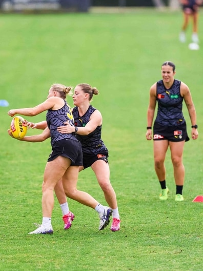Isabel Bacon, Mackenzie Ford, Sierra Grieves - AFLW Training, May 26, 2026