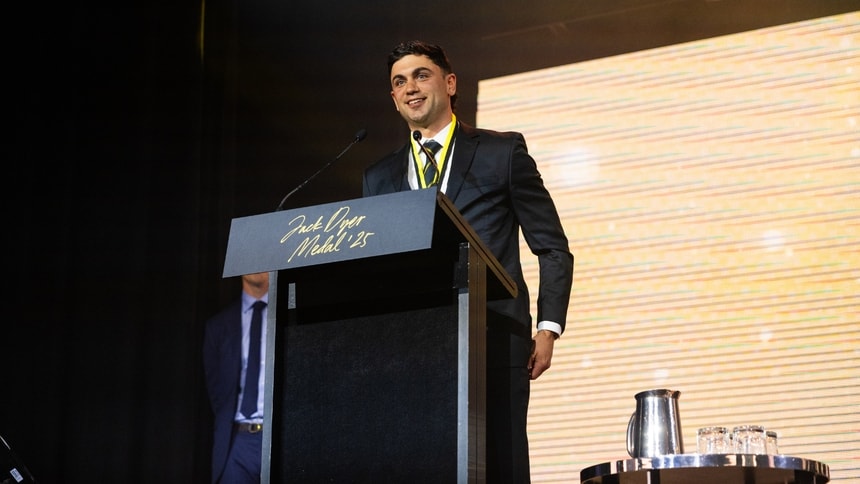 Tim Taranto accepts the 2025 Jack Dyer Medal