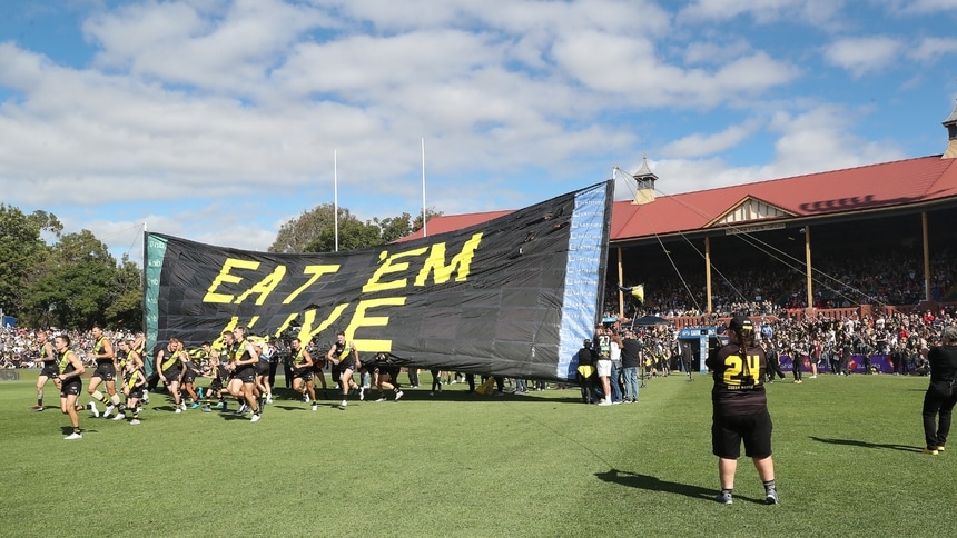 Richmond enter Norwood Oval in 2024